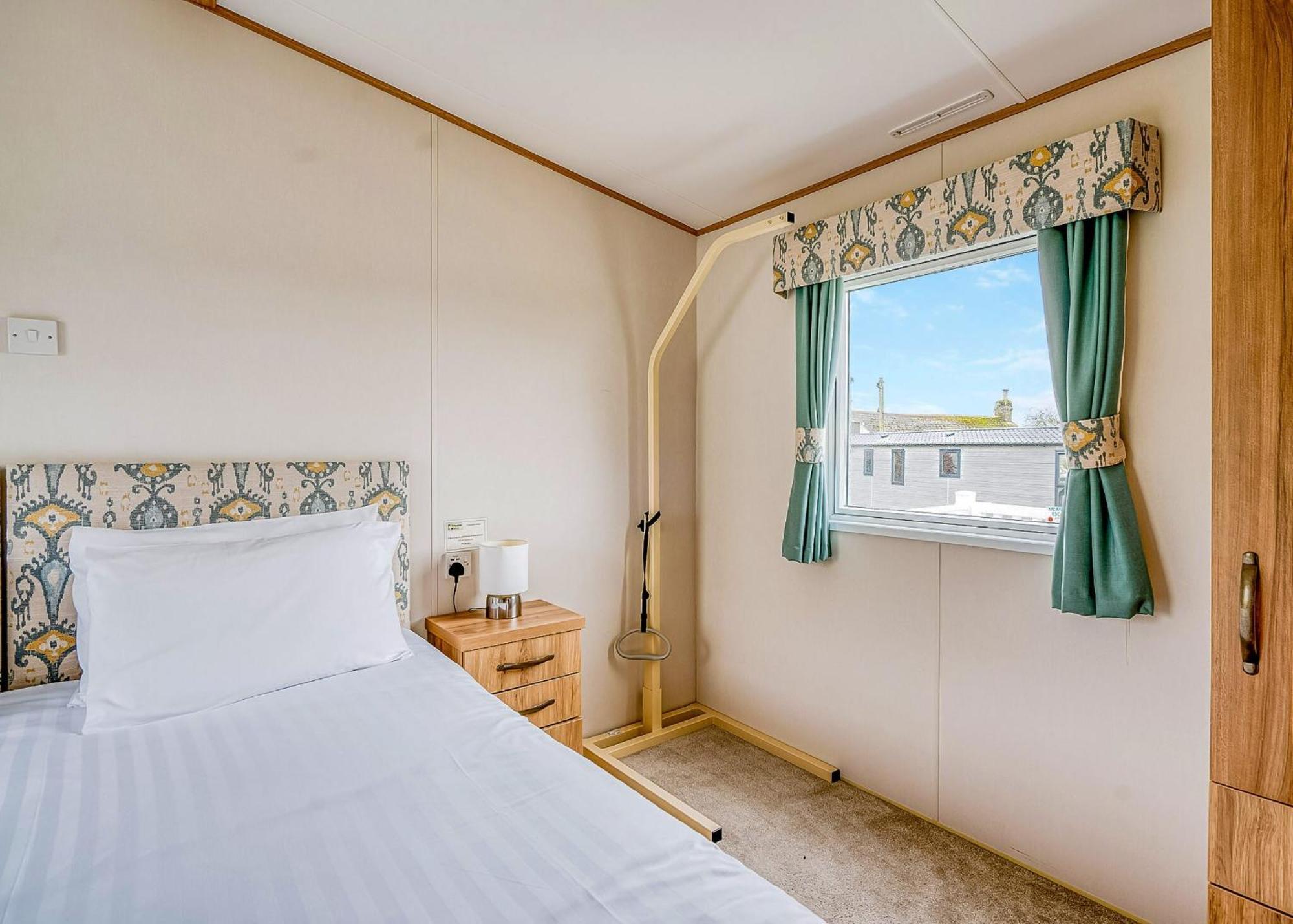 Meadow Lakes Holiday Park St Austell Exteriér fotografie